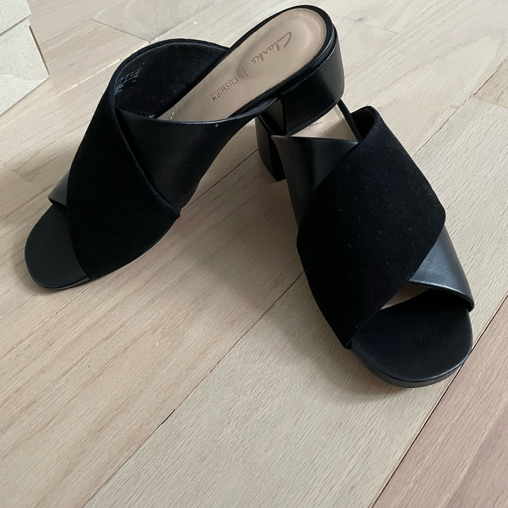 Clarks Women's Black Slide Sandals